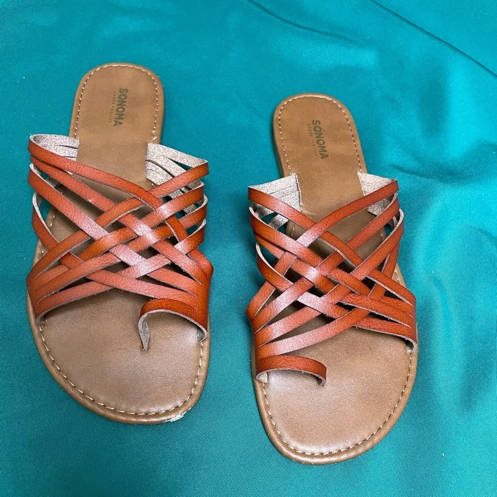 Sonoma Women's Tan Strappy Sandals